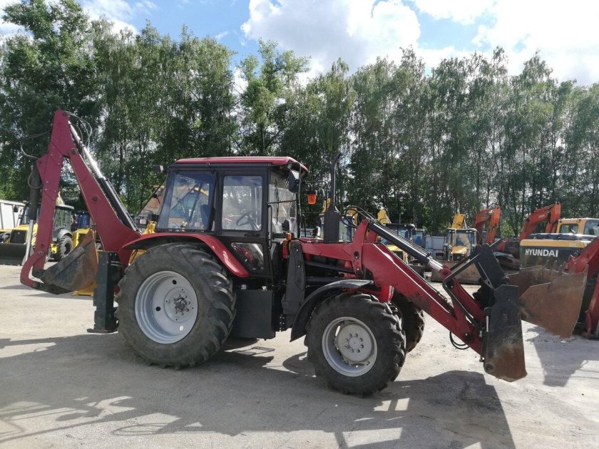 Экскаватор-погрузчик ЭО-2626