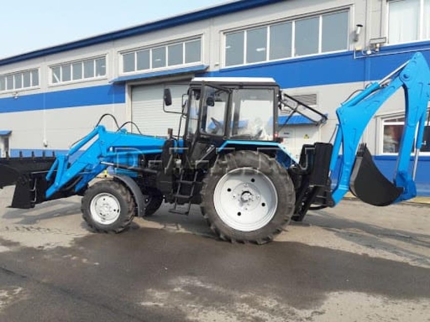 Экскаватор погрузчик ЭО 2626-ДТ