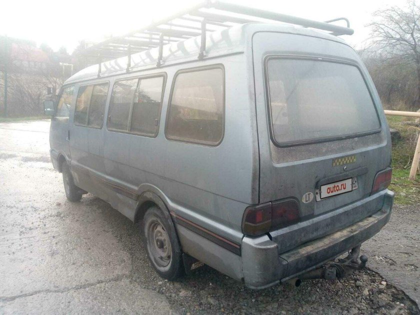 Mazda bongo 1990 4wd