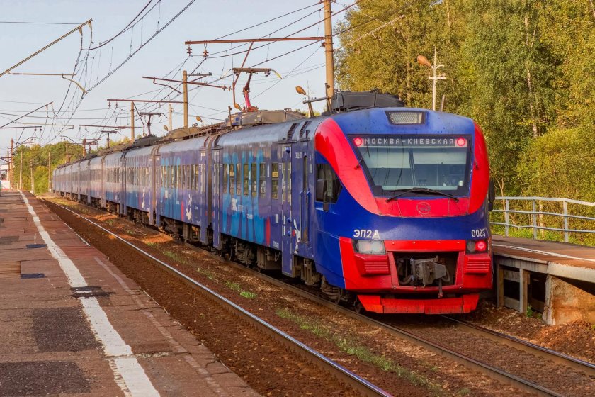 Электропоезд эп 2 д