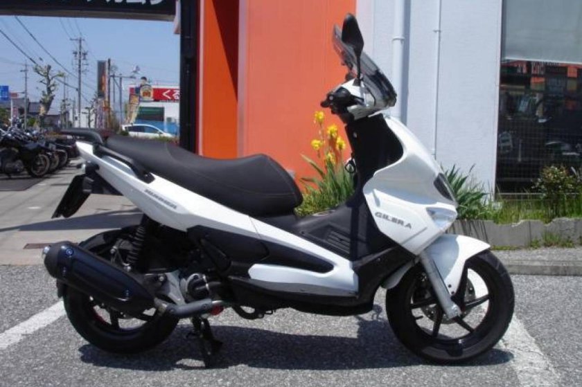 Gilera runnerst200