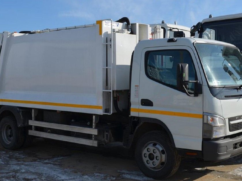 Митсубиси Фусо мусоровоз