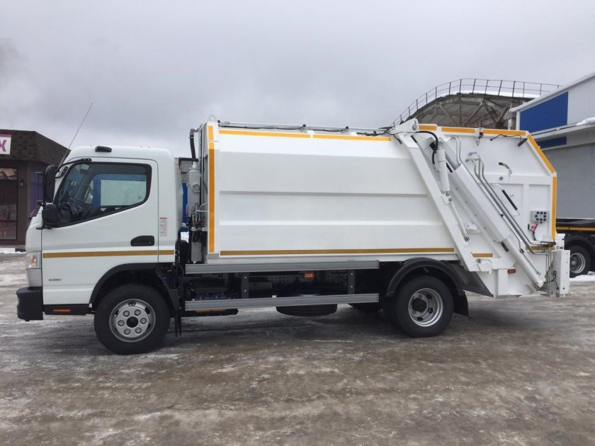 Mitsubishi Fuso Canter мусоровоз