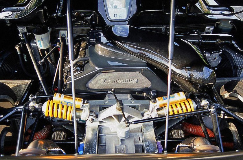 Двигатель koenigsegg cc8s