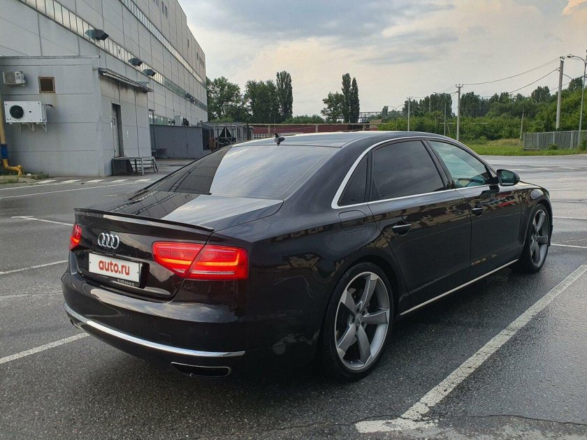Audi a 8 2013