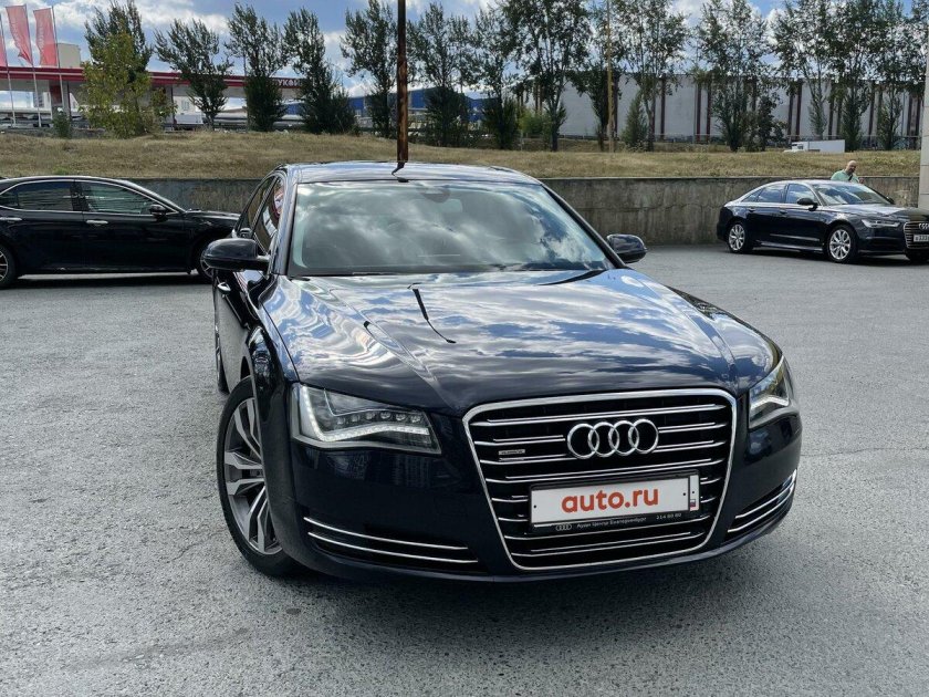 Ауди а 8 long