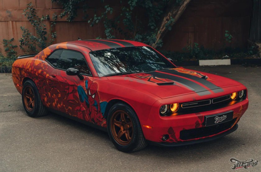 Додж Челленджер оклейка