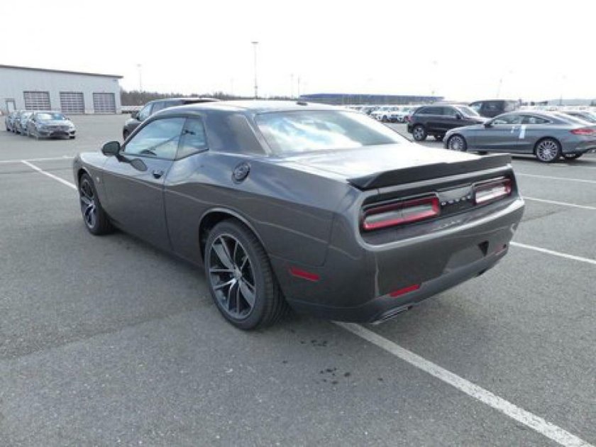 Dodge challenger iii