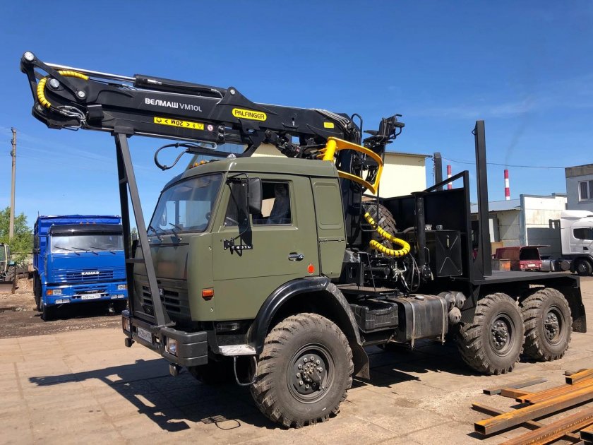 КАМАЗ 43118 лесовоз