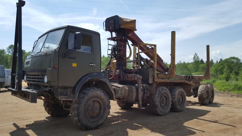 КАМАЗ 4310 лесовоз