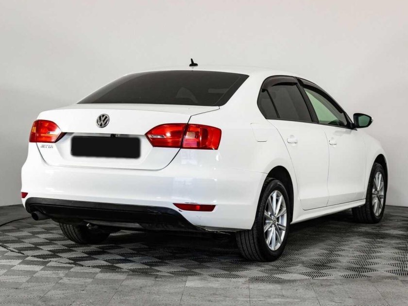 Volkswagen jetta vi