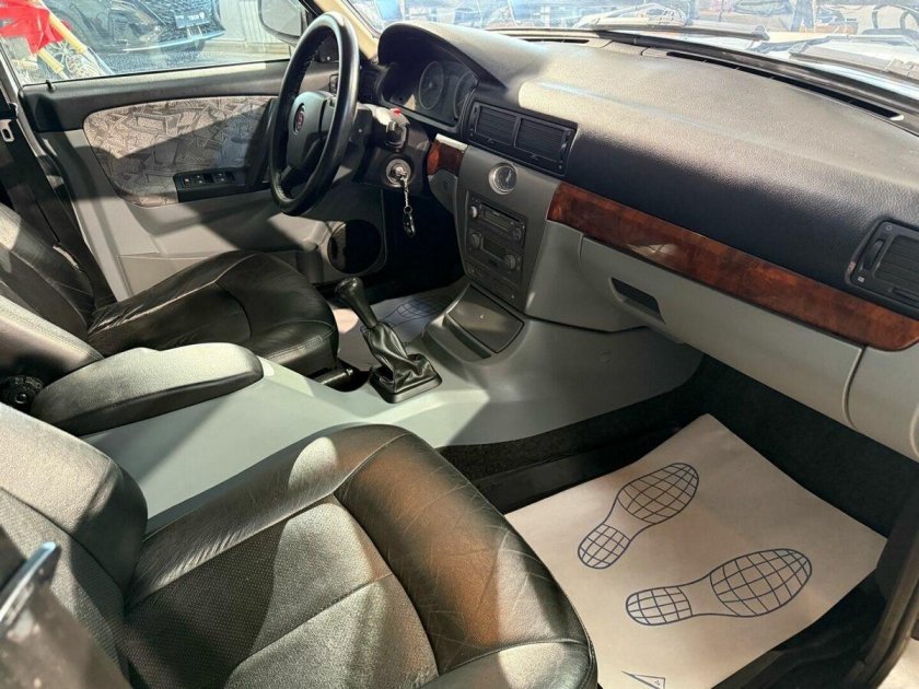 Газ 31105 волга 2008 салон