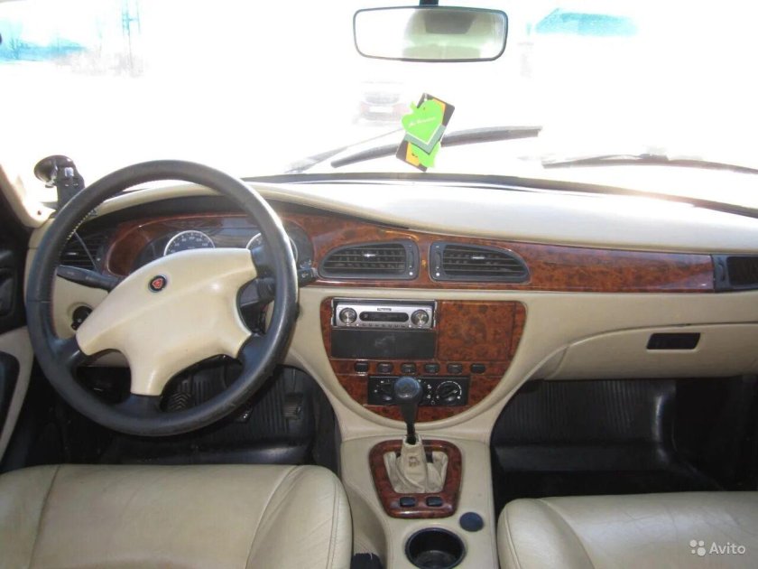 ГАЗ 31105 Волга салон