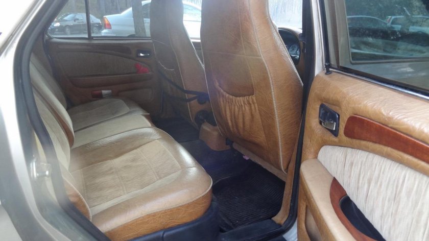 Saab 9000 салон