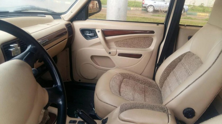 Волга ГАЗ 31105 Люкс