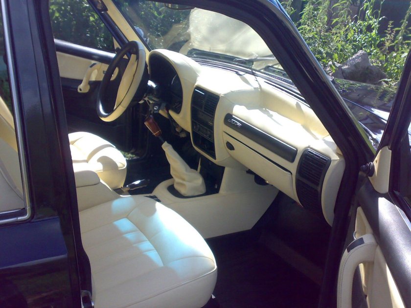 ГАЗ 31105 салон президент