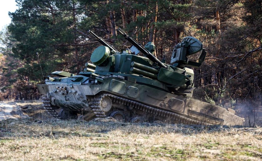 Шилка зенитный ракетно пушечный комплекс