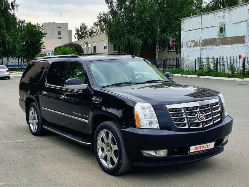 Кадиллак Эскалейд 2006 года