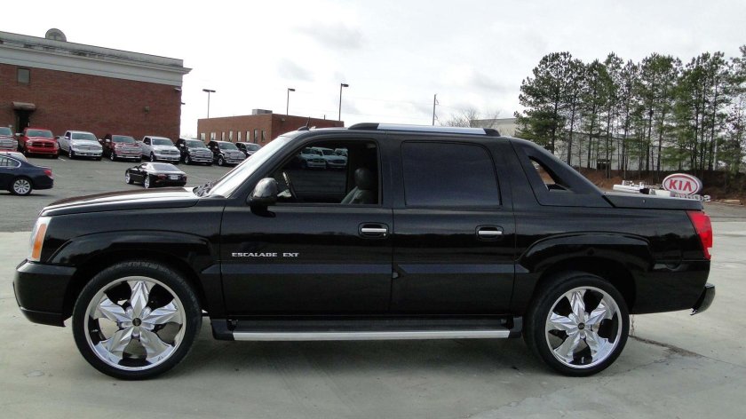 Cadillac Escalade ext 2002