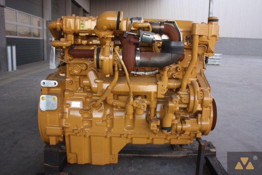 Двигатель Cat c13