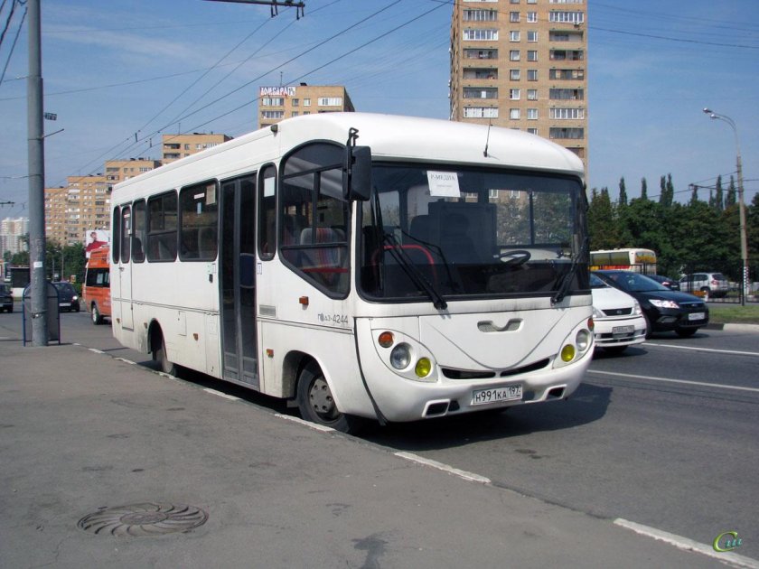 Автобус хендай