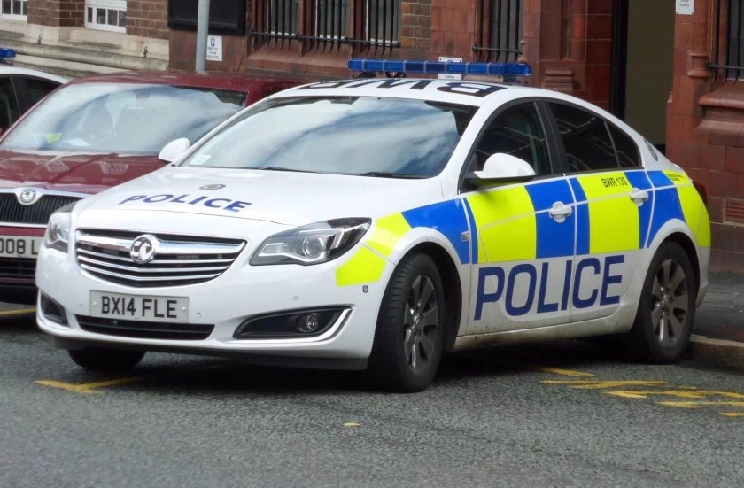 Полицейский Vauxhall Insignia Великобритания