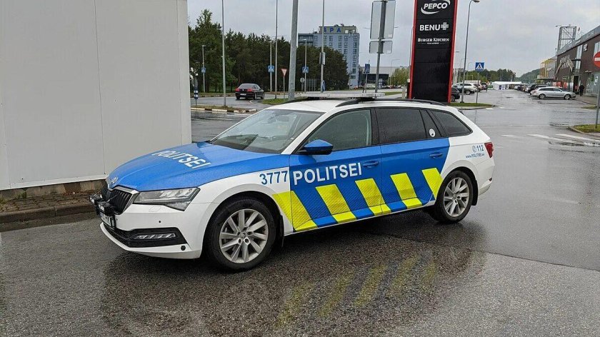 Эстонские полицейские машины