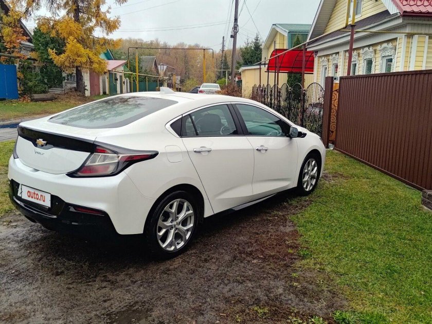 Chevrolet volt 2