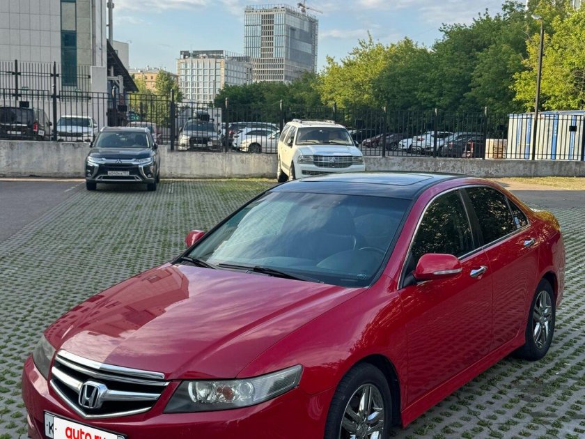 Хонда аккорд 2007 красная