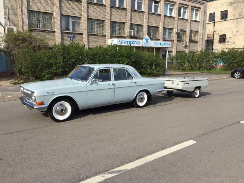 Волга 31029 с прицепом