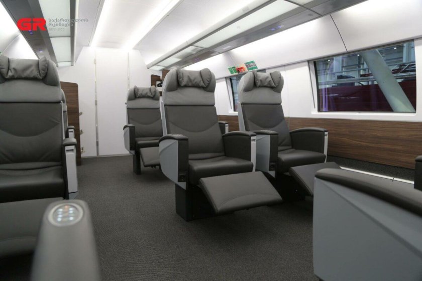 Stadler поезд Тбилиси