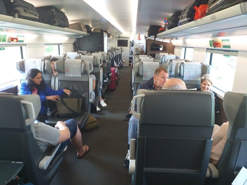 Тбилиси Батуми поезд Штадлер