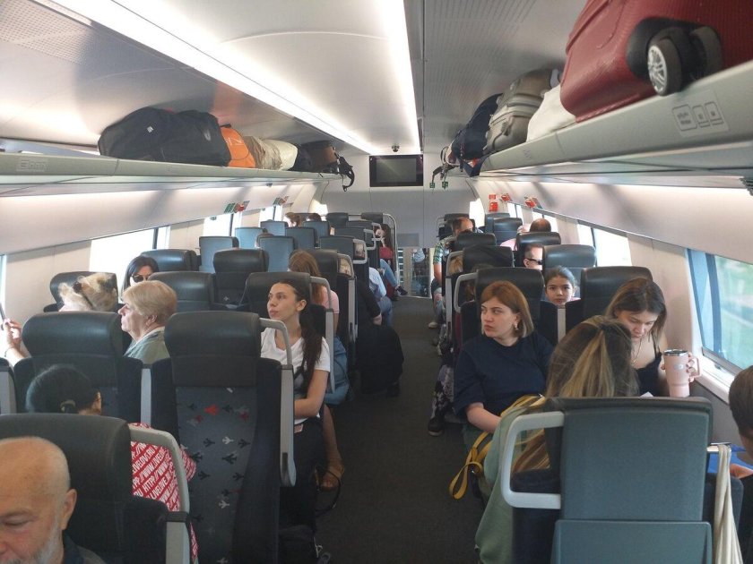 Тбилиси Батуми поезд Штадлер