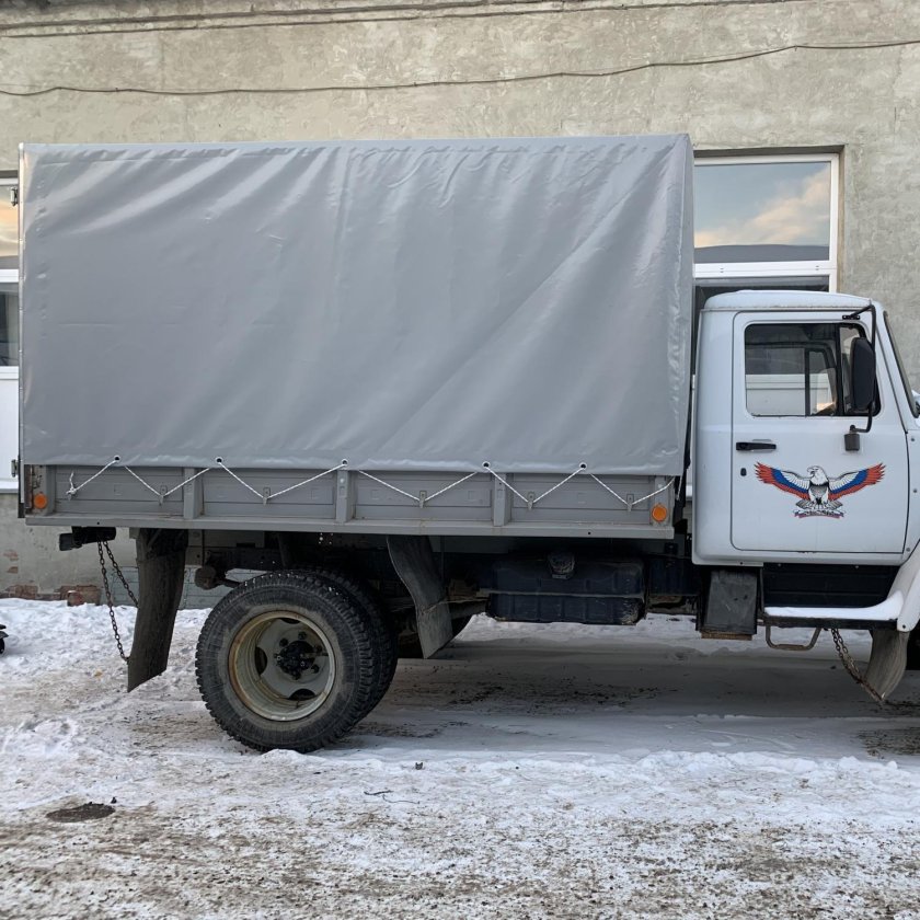 ГАЗ 3307 бортовой с тентом
