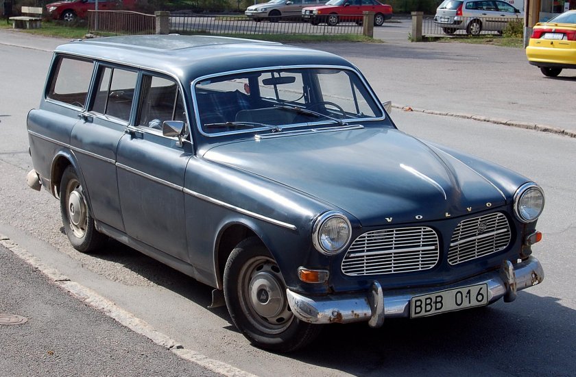 Вольво Амазон