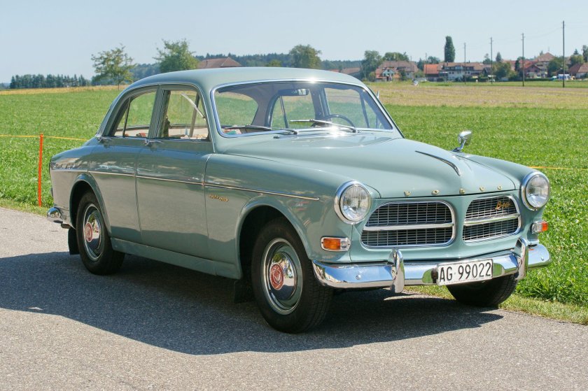 Volvo 122s Amazon