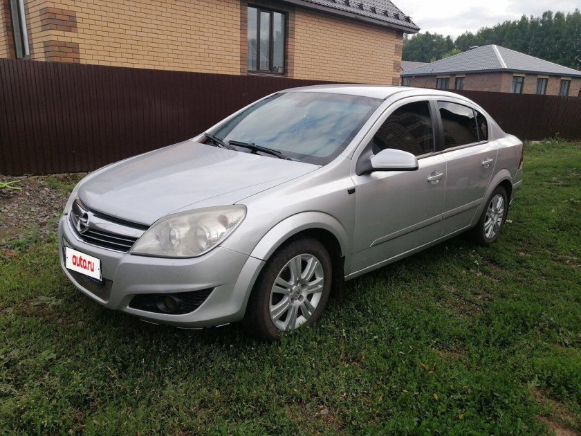 Opel astra h 2011 1.8
