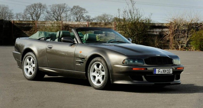 Aston Martin Vantage 2000