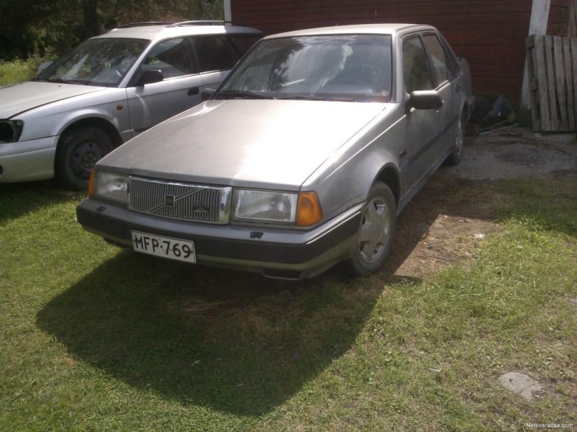 Volvo 440 1988