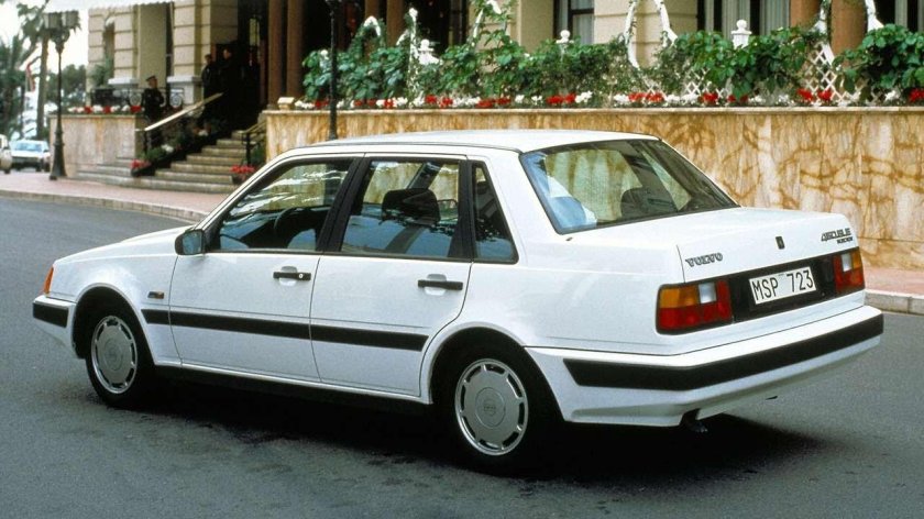 Volvo 460