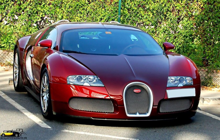 Бугатти Вейрон 2010