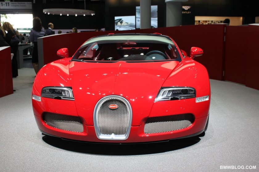 Бугатти Вейрон