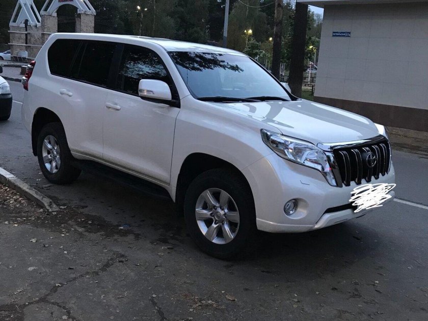 Тойота Прадо 150 белый