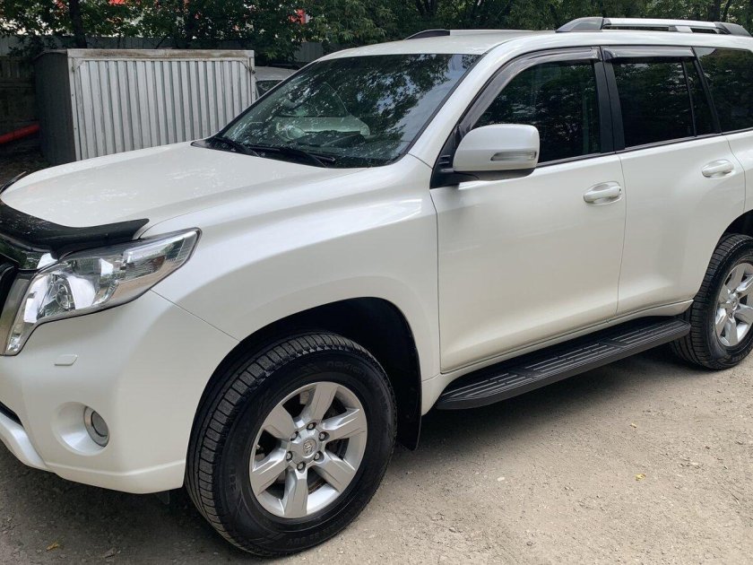 Тойота ленд крузер прадо 300