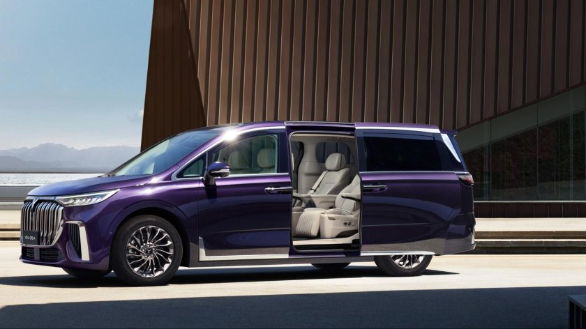 Китайский минивэн 2022 voyah dreamer