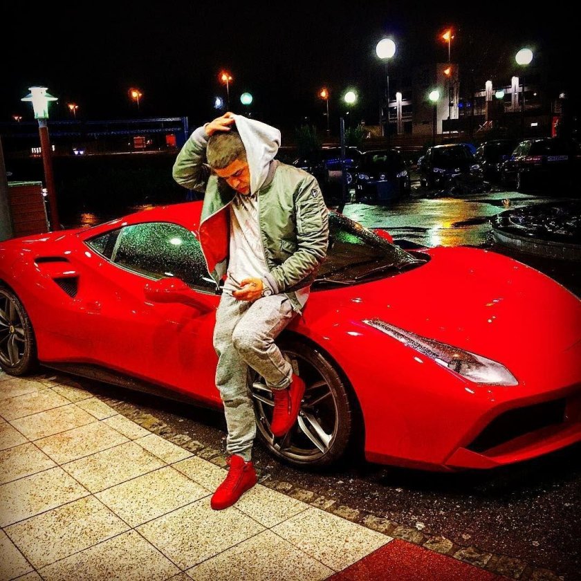 Гусейн Феррари