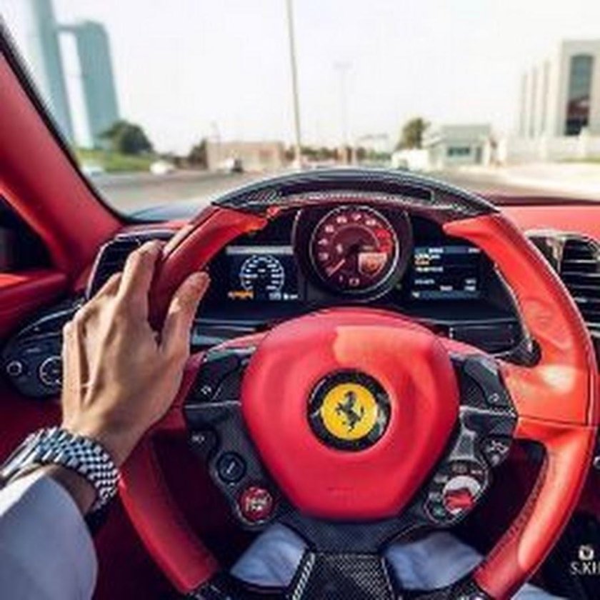 За рулем Ferrari