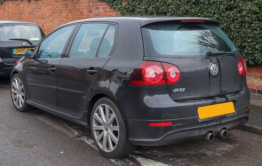 VW Golf r32 mk5