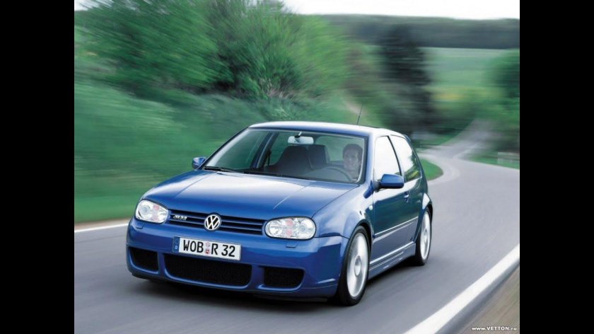 VW Golf 4 r32