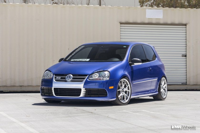 VW Golf 5 r32